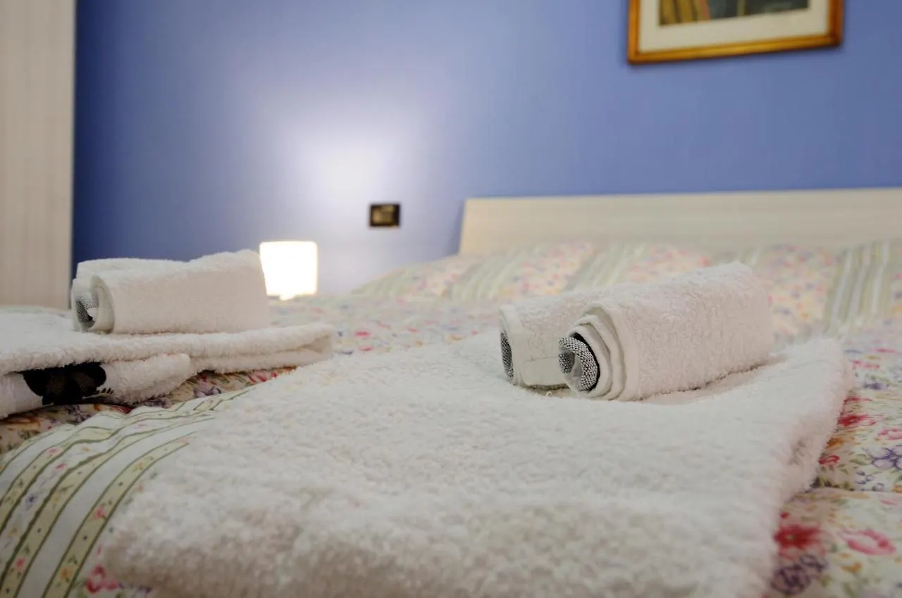 St. George Apartment Lovere Italia