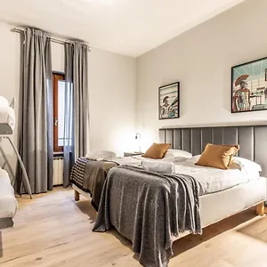 Flatinrome Trastevere Complex - Accetta Bonus Vacanze , Roma Italia